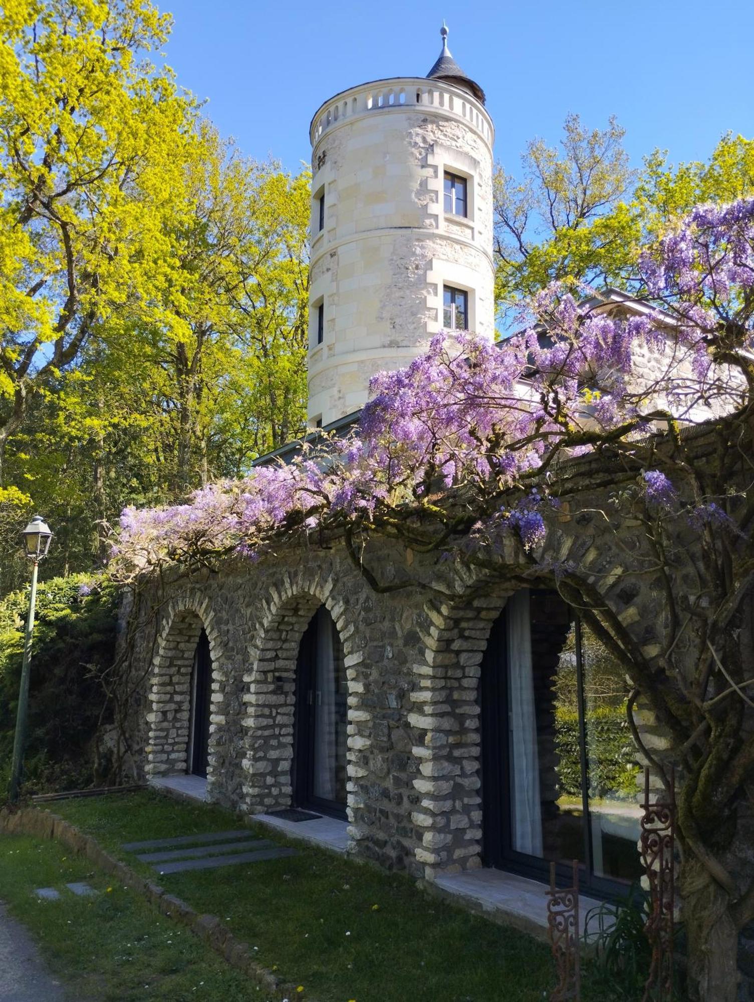 Chambres D'Hotes La Tour De Bellevue Saumur Eksteriør billede