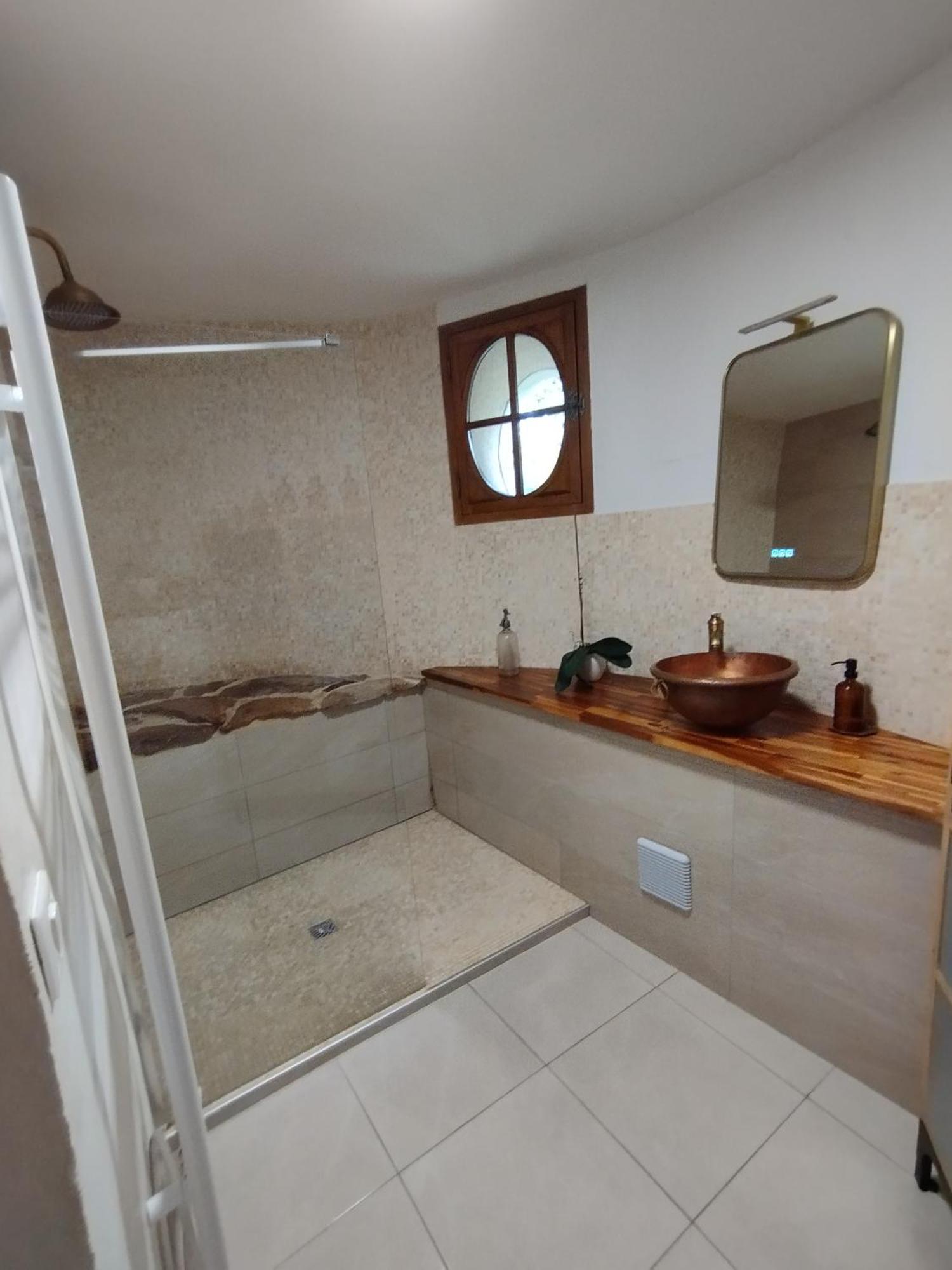 Chambres D'Hotes La Tour De Bellevue Saumur Eksteriør billede